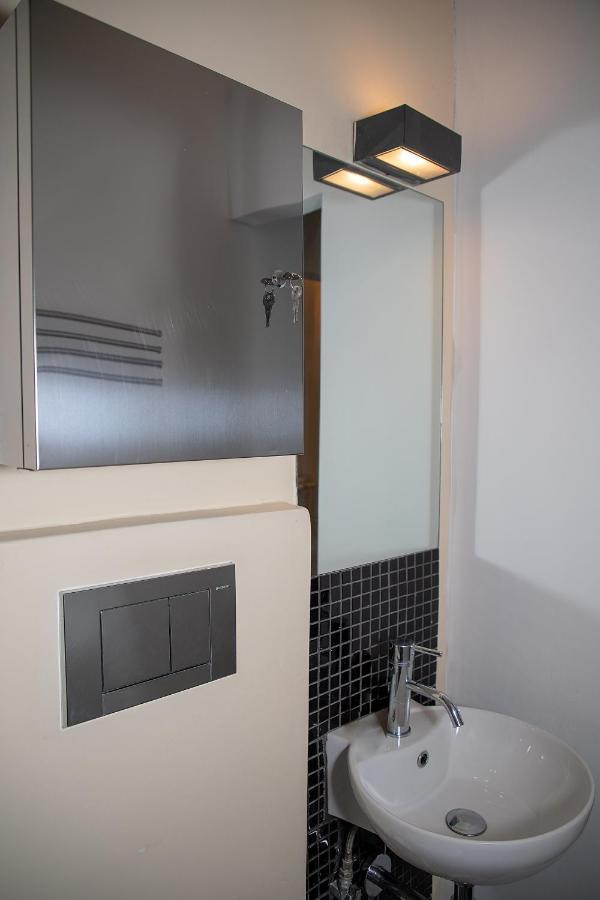 Myron Apartments Athens Luaran gambar