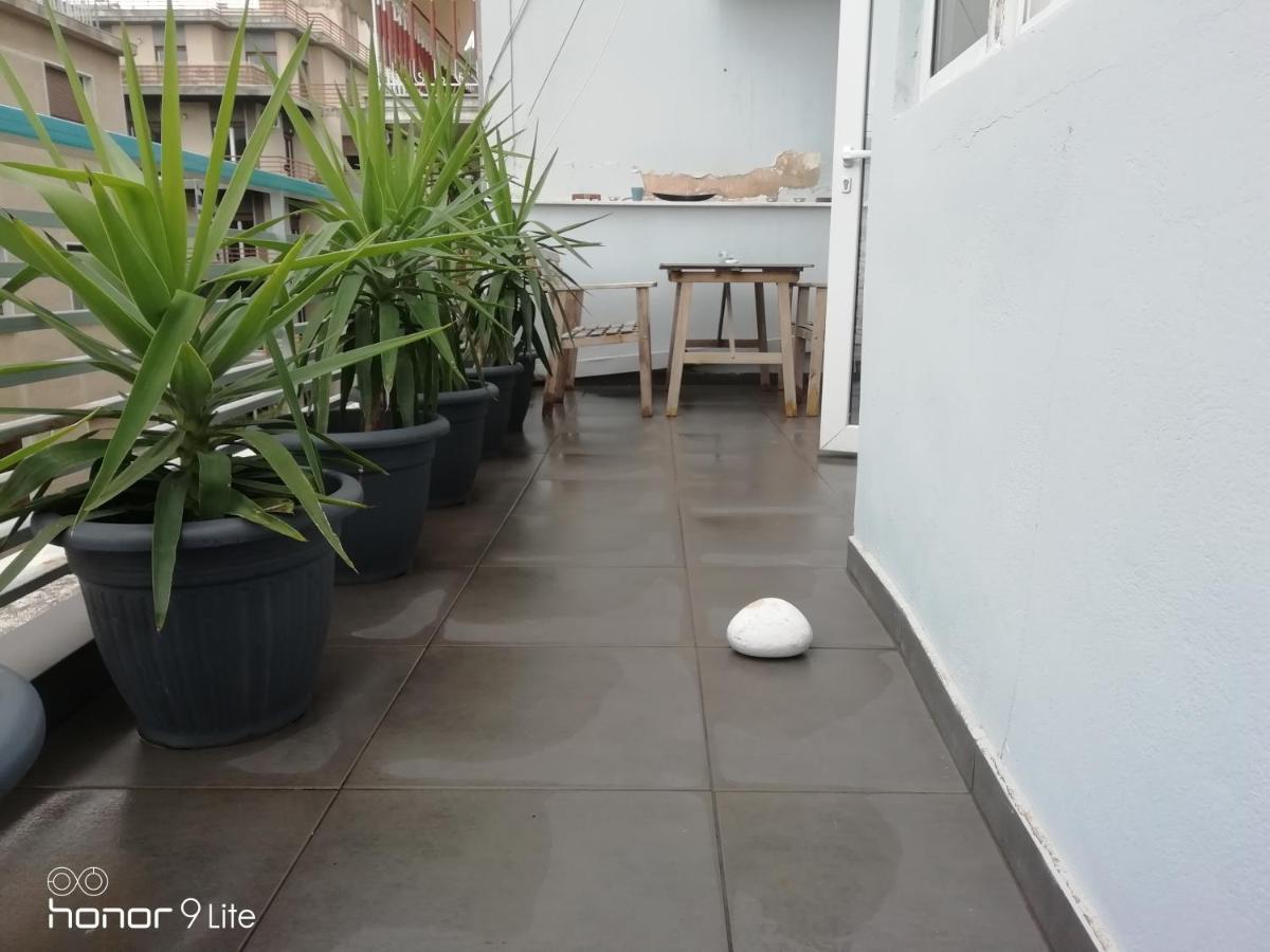 Myron Apartments Athens Luaran gambar